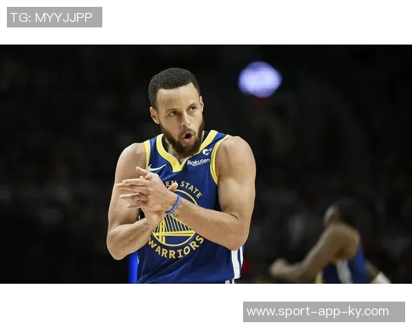 万圣夜对决魔鬼077战队进前五罗斯50分重回巅峰库里53分领跑全场 万圣夜对决魔鬼077战队进前五罗斯50分重回巅峰库里53分领跑全场