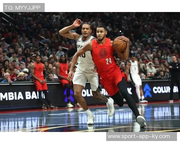 开拓者与马刺半场激战克林根表现出色杨瀚森贡献稳定尚帕尼状态回暖