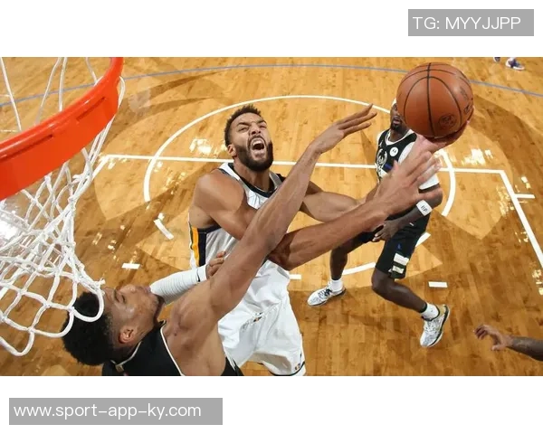 戈贝尔半场表现亮眼高效拿下10分9板3助攻1盖帽助力球队争胜 戈贝尔半场表现亮眼高效拿下10分9板3助攻1盖帽助力球队争胜