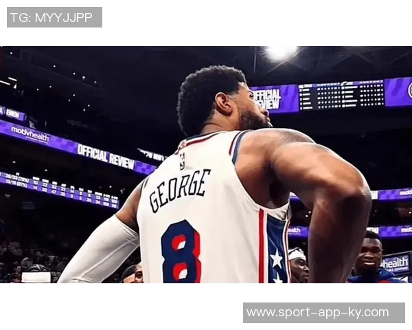 格莱姆斯谈防守哈登争议称判罚应由裁判决定而非自己判断